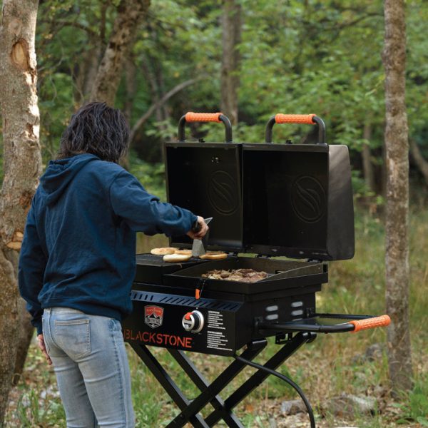 17" On-the-go Tailgater Grill & Griddle Combo - Image 4