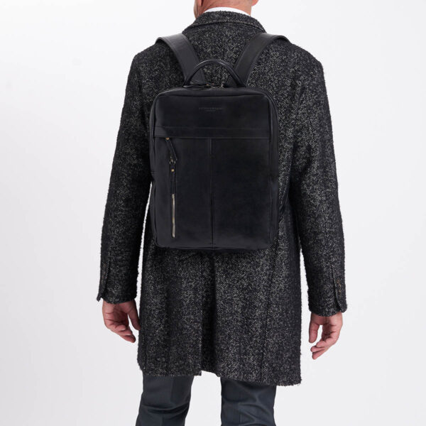 Schwarzer Cuoieria-Rucksack – echtes Leder, hergestellt in Italien - Image 2