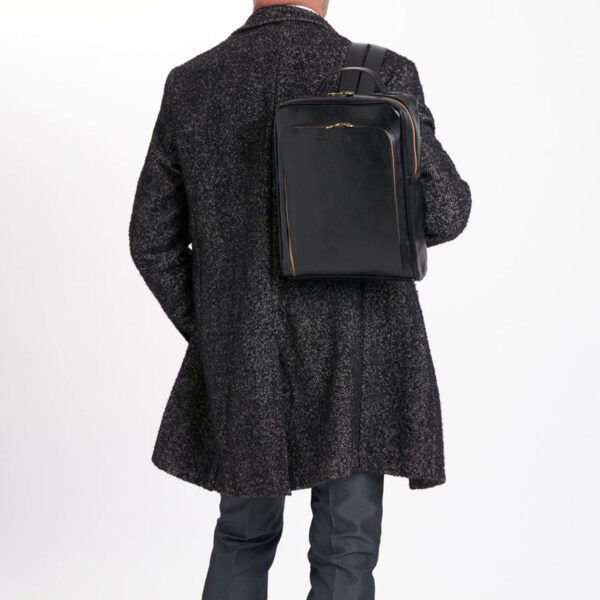 Einfachheit, Eleganz und Professionalität – der schwarze Tuscany-Rucksack - Image 2