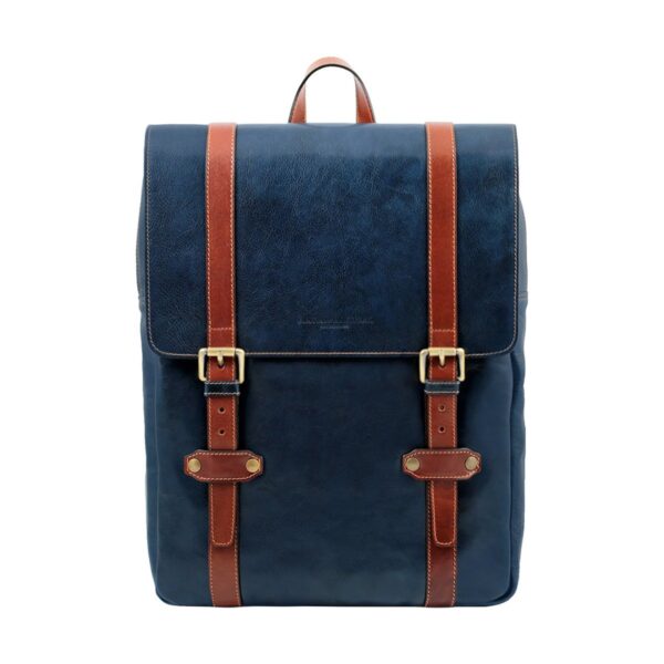 Ein maßgefertigter Rucksack aus robustem Leder