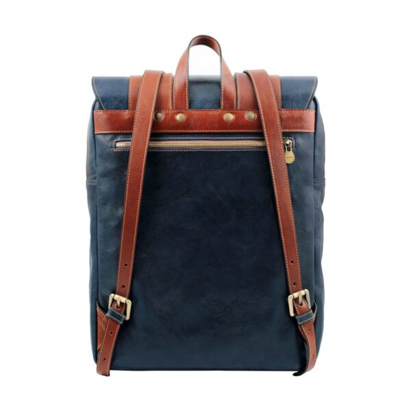 Ein maßgefertigter Rucksack aus robustem Leder - Image 4