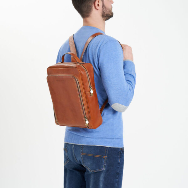 Rucksack Tuscany – ein Symbol für Eleganz und Professionalität - Image 3
